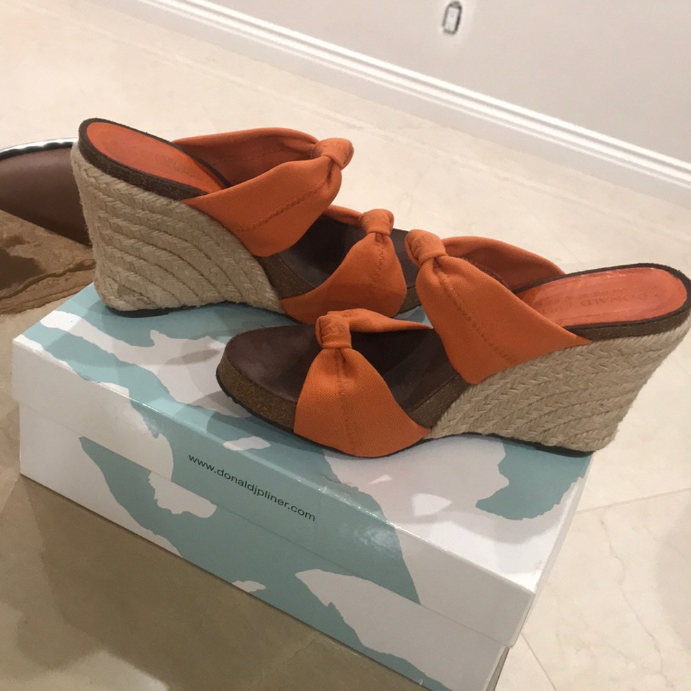 Donald J Pliner platform